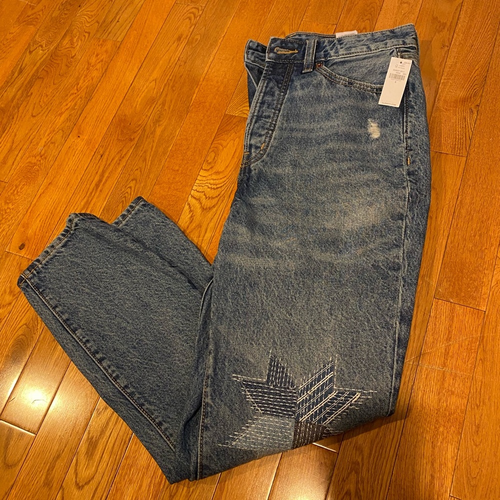 Old Navy woman’s Extra high rise O.G. Straight jeans size 6 NWT